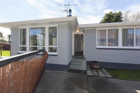 Photo of property in 67 Ngaio Road, Waikanae, 5036