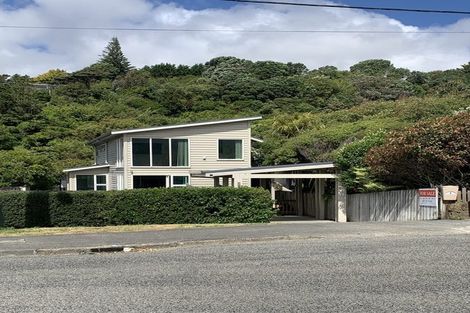 Photo of property in 9 Duncan Street, Tawa, Wellington, 5028