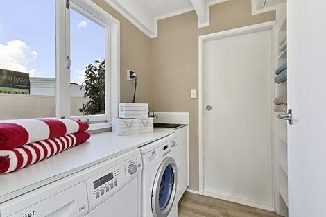 Photo of property in 10/20 Selwyn Road, Cockle Bay, Auckland, 2014