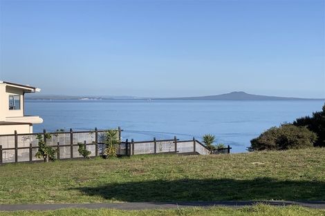 Photo of property in 23 Balboa Drive, Matakatia, Whangaparaoa, 0930