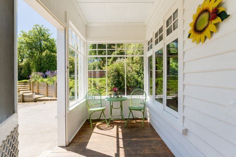 Photo of property in 20 Greenhithe Street, Waihola, Milton, 9073