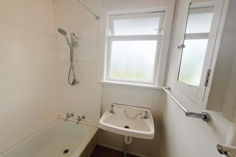 Photo of property in 3 Matai Place, Otaki, 5512