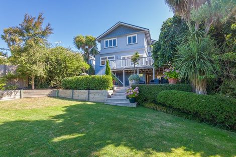 Photo of property in 7 Hackthorne Road, Cashmere, Christchurch, 8022