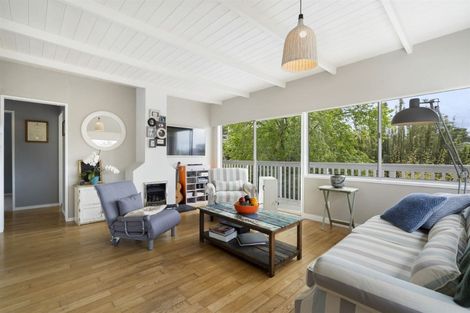 Photo of property in 1/18 Bevyn Street, Castor Bay, Auckland, 0620