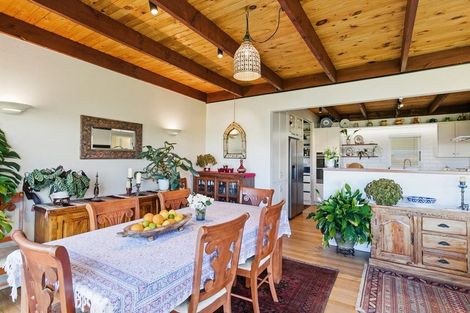 Photo of property in 12 Tensing Place, Khandallah, Wellington, 6035