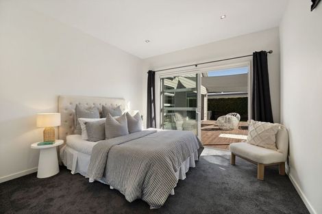 Photo of property in 11 Haddow's Place, Lake Hayes, Queenstown, 9304