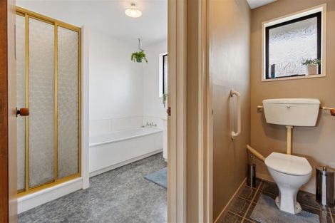 Photo of property in 2/151 Northcote Road, Northcote, Christchurch, 8052