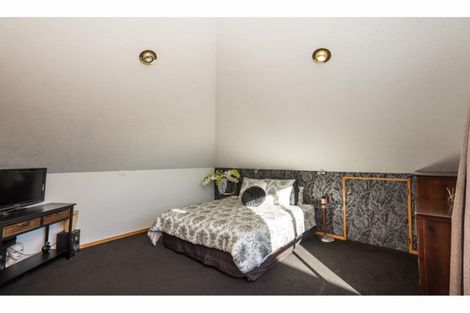 Photo of property in 1a Dulles Place, Papanui, Christchurch, 8053