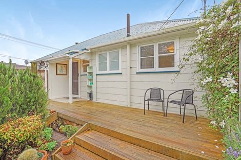 Photo of property in 30 Norbiton Road, Foxton, 4814