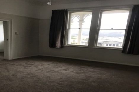 Photo of property in 132 Wallace Street, Mount Cook, Wellington, 6021