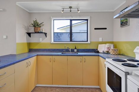 Photo of property in 18 Lantana Avenue, Bell Block, New Plymouth, 4312