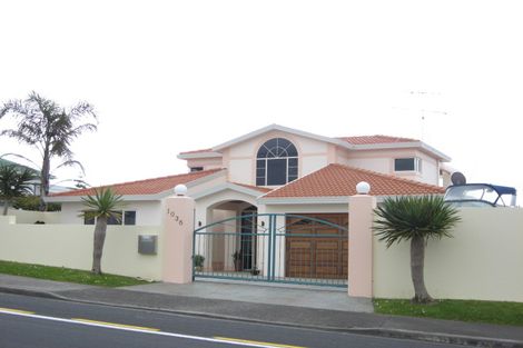 Photo of property in 1036 Whangaparaoa Road, Tindalls Beach, Whangaparaoa, 0930