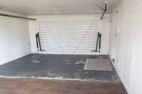 Photo of property in 17a Edgewater Parade, Waiuku, 2123