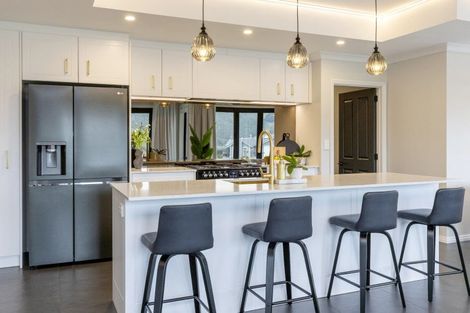 Photo of property in 40 King Road, Kinloch, Taupo, 3385