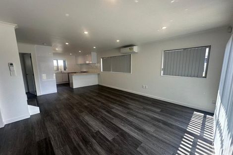 Photo of property in 271 Te Atatu Road, Te Atatu South, Auckland, 0610