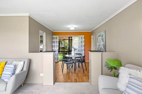Photo of property in 19 Reybert Place, Massey, Auckland, 0614