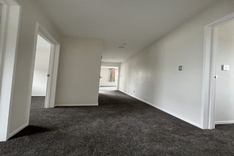 Photo of property in 4a Vanbrugh Place, Bucklands Beach, Auckland, 2014