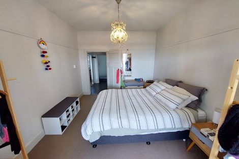 Photo of property in Devonport Apartments, 35/127 Saint Aubyn Street, New Plymouth, 4310