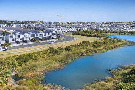 Photo of property in 11 Cambie Avenue, Red Beach, 0932