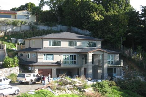 Photo of property in 35 Copperfield Terrace, Mellons Bay, Auckland, 2014