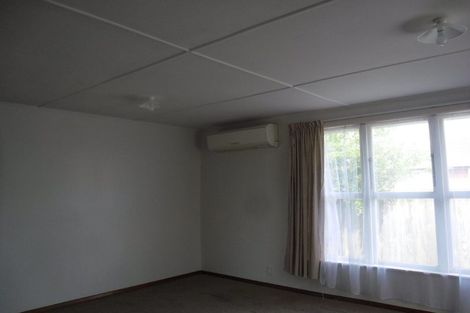 Photo of property in 52 Lipscombe Crescent, Havelock North, 4130