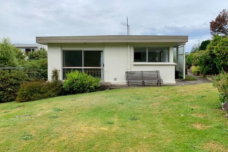 Photo of property in 12 Larkins Street, Helensburgh, Dunedin, 9010