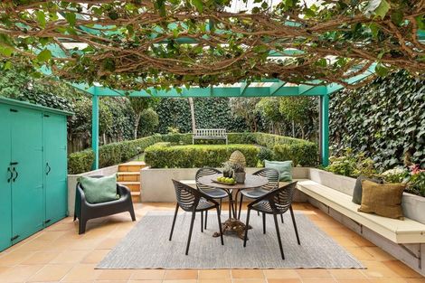 Photo of property in 2/14 Gibraltar Crescent, Parnell, Auckland, 1052