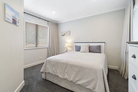 Photo of property in 19 Cremorne Avenue, Hokowhitu, Palmerston North, 4410