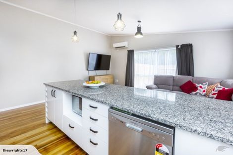 Photo of property in 1/71 Hikurangi Street, Trentham, Upper Hutt, 5018