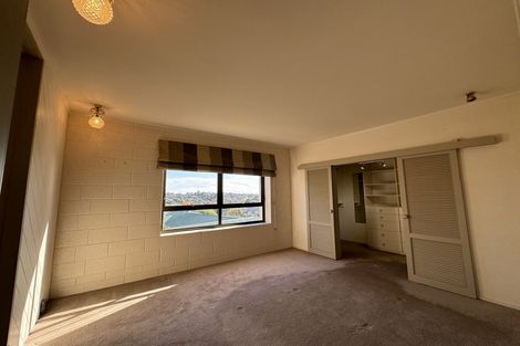 Photo of property in 16 Pounamu Place, Shelly Park, Auckland, 2014