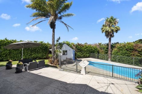 Photo of property in 112 Valley Road, Pukekohe, 2120