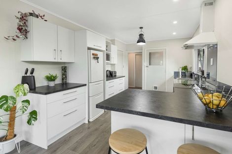 Photo of property in 4 Aspiring Avenue, Milson, Palmerston North, 4414