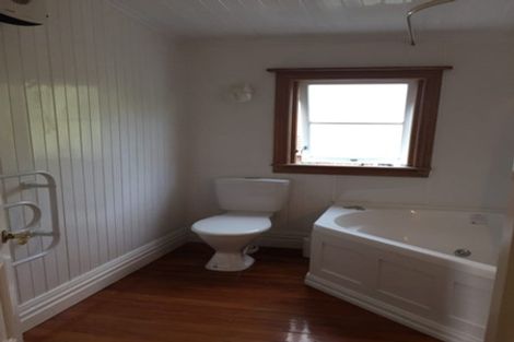 Photo of property in 147 Victoria Road, Saint Clair, Dunedin, 9012