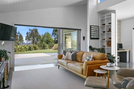 Photo of property in 550 Whangamata Road, Kinloch, Taupo, 3377