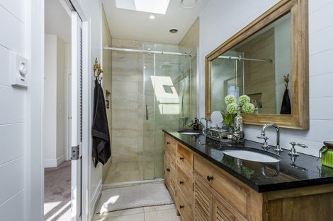 Photo of property in 103 The Esplanade, Manly, Whangaparaoa, 0930