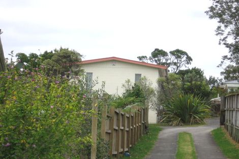 Photo of property in 9 Rosecamp Road, Beach Haven, Auckland, 0626
