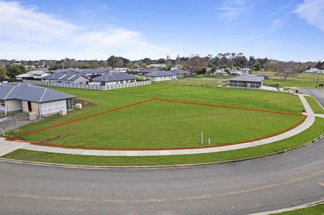 Photo of property in 15 Campbell Place, Marton, 4710