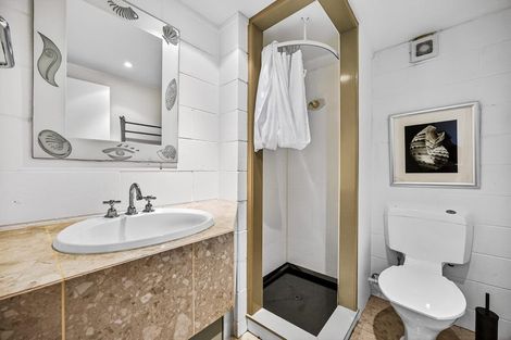 Photo of property in 24 Whitby Crescent, Mairangi Bay, Auckland, 0630