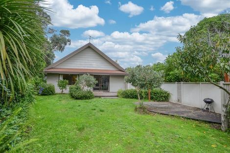 Photo of property in 103 James Cook Street, Havelock North, 4130