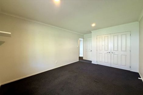 Photo of property in 5 Pittville Place, Henderson, Auckland, 0612