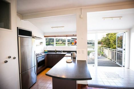Photo of property in 96d Matua Road, Huapai, Kumeu, 0810