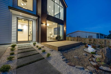 Photo of property in 17a Alexandra Street, Riverhead, 0820