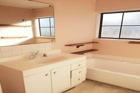 Photo of property in 53 Gills Road, Bucklands Beach, Auckland, 2014