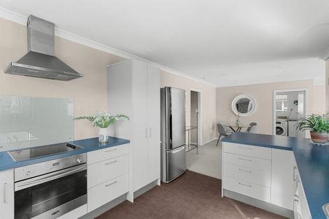 Photo of property in 39 Bevington Street, Avonhead, Christchurch, 8042