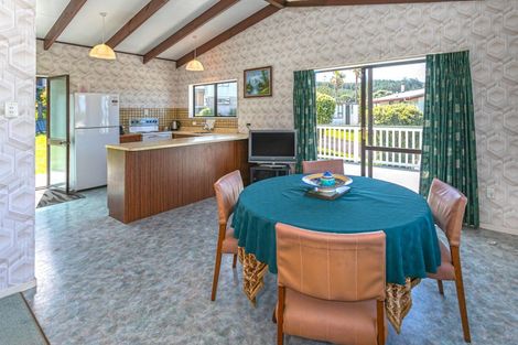 Photo of property in 226 Onemana Drive, Onemana, Whangamata, 3691