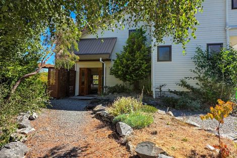 Photo of property in 1 Burnett Place, Lake Tekapo, 7999