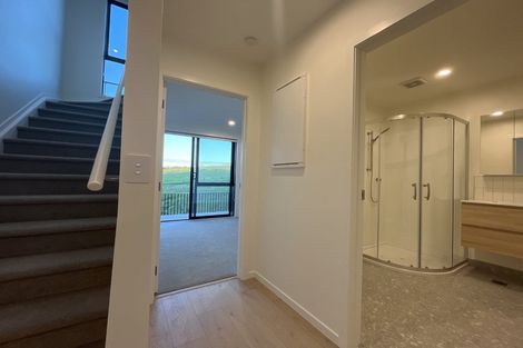 Photo of property in 4/23 Makomako Drive, Orewa, 0931