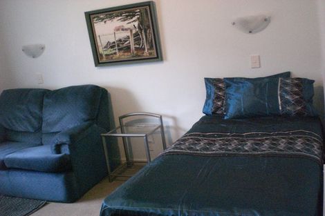 Photo of property in 9 Beechwood Close, Paraparaumu Beach, Paraparaumu, 5032