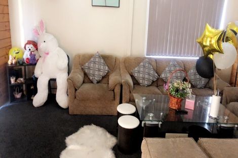 Photo of property in 80 Eugenia Rise, Totara Heights, Auckland, 2105