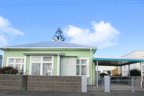 Photo of property in 9 East Street, Petone, Lower Hutt, 5012